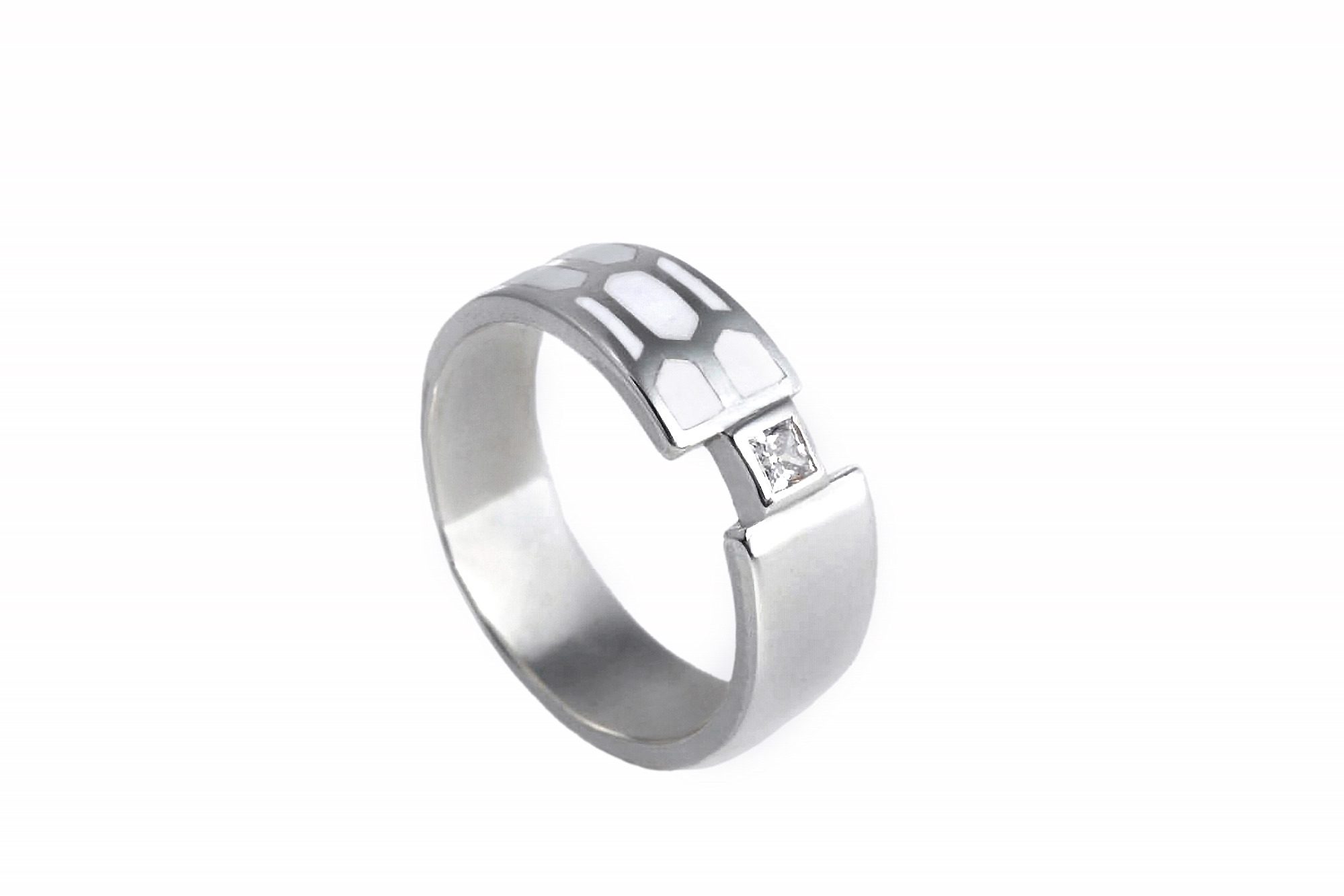 Capella or et émail blanc, diamant